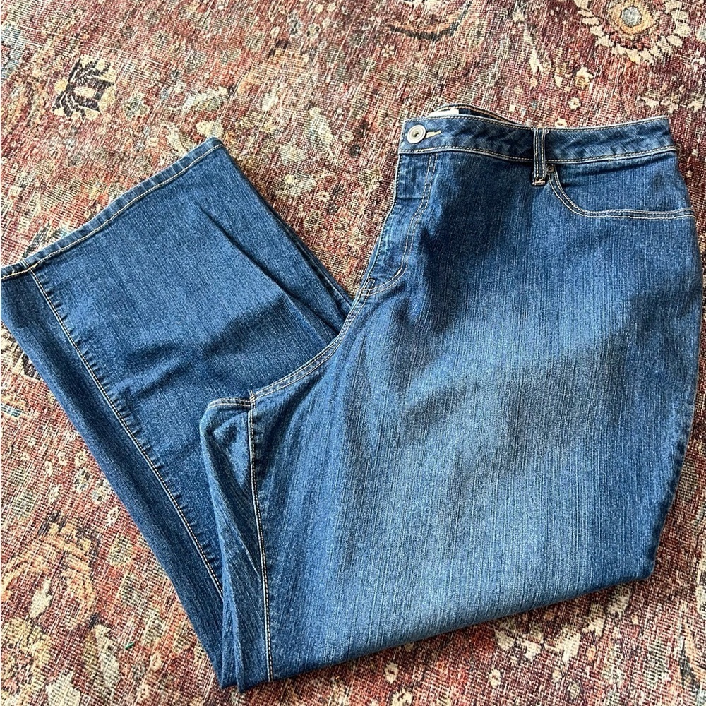 Fashion Bug Women’s Blue Jeans Wide Leg
Size 24W - Picture 1 of 5